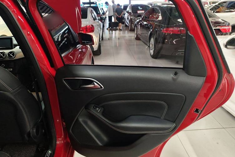 Used Mercedes-Benz B-Class 2015 B 200 Sport Edition
