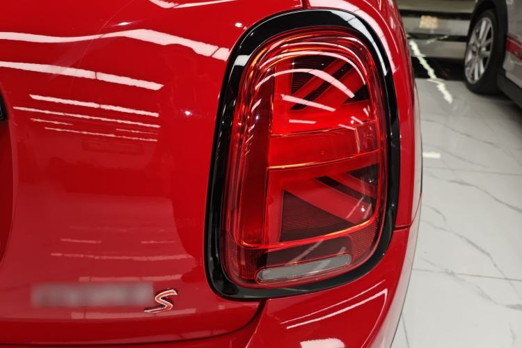 Used  MINI 2019 2.0T COOPER S Artist Five-Door Edition
