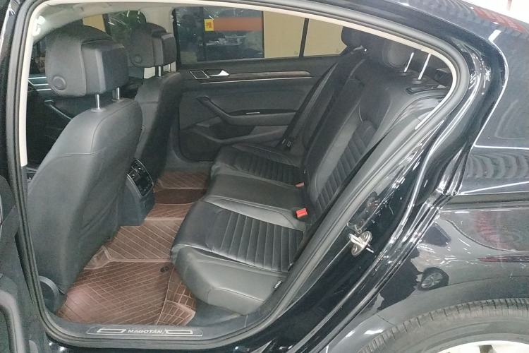 Used Volkswagen Magotan 2019 330TSI DSG Luxury Version China VI Standard
