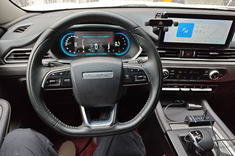 Used Soueast DX8S 2022 1.5T DCT Gulf Edition 5 Seats
