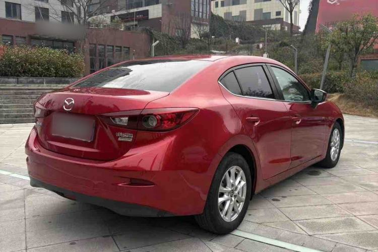 Used Mazda Mazda 3 Axela 2014 Sedan 1.5L Automatic Luxury Model