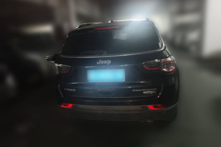 Used  Compass 2017 200T Automatic Family Edition
