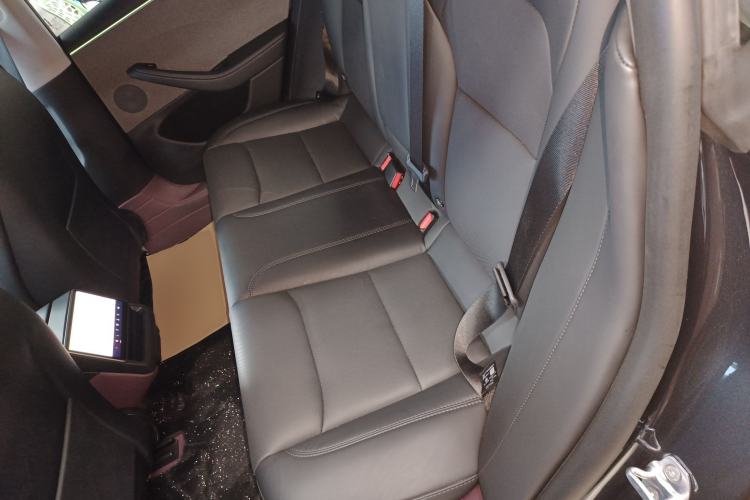 Used Tesla Model 3 2025 Rear-Wheel-Drive Version
