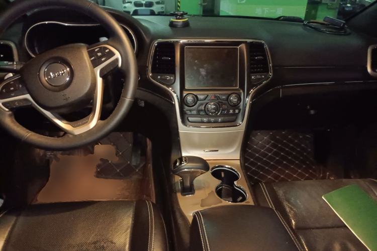 Used  Grand Cherokee (Import) 2014 3.6L Elite Navigation Edition
