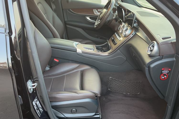 Used Mercedes-Benz GLC 2020 GLC 300 L 4MATIC Luxury Model
