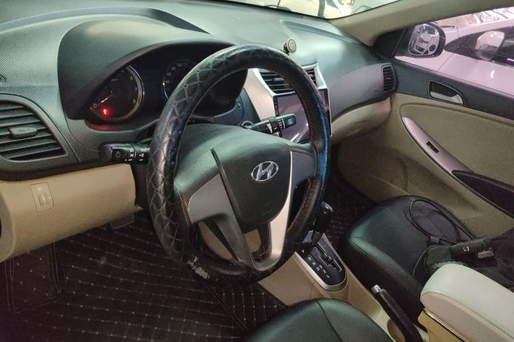 Used Hyundai Verna 2016 1.4L Automatic Leading-Edge GLX