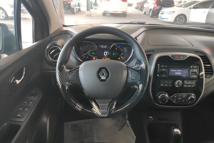 Used Renault Captur 2015 1.2T Automatic Comfort Edition
