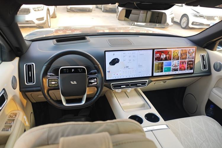 Used Li Auto L8 2023 Pro Model
