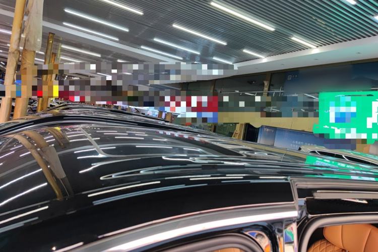 Used VOYAH Dream 2025 PHEV Four-Wheel-Drive Flagship Kunpeng Edition
