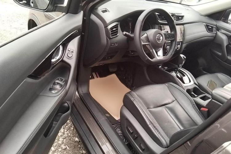 Used Nissan X-Trail 2019 2.0L CVT Smart Connect Comfort Edition 2WD
