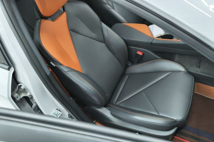 Used Changan UNI-V 2022 1.5T Prestige Version
