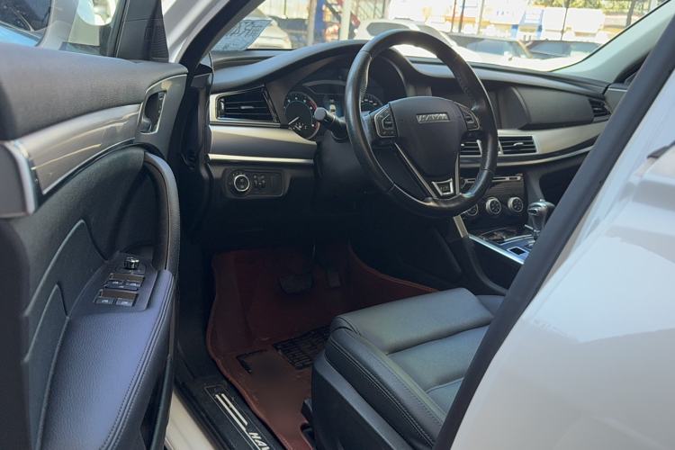 Used Haval H7 2016 Blue-Label H7 2.0T Automatic Luxury Model
