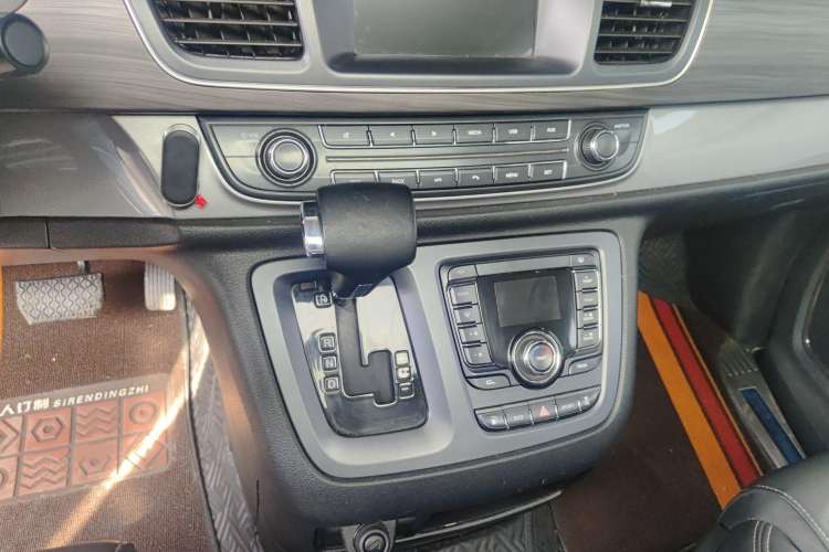 Used SAIC MAXUS G10 2018 PLUS 2.0T Automatic Elite Edition
