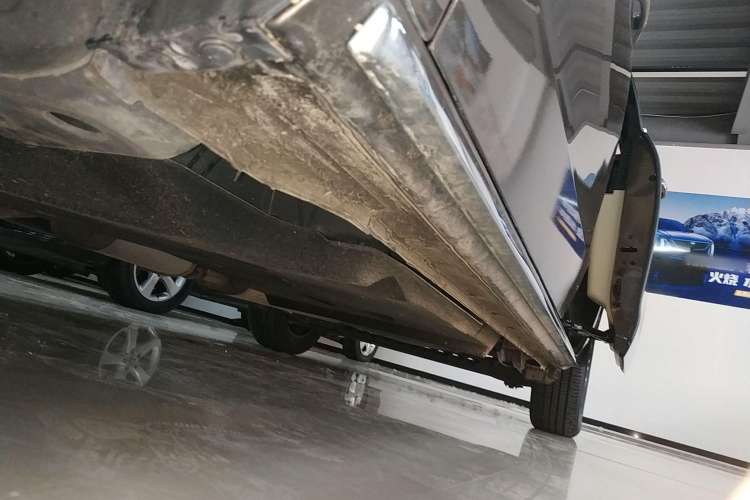 Used Buick GL8 2023 Land Executive Class 652T Luxury Model
