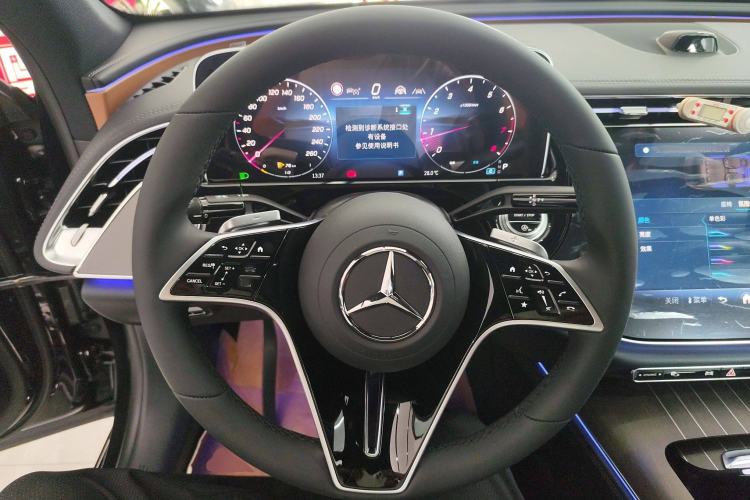 Used Mercedes-Benz E-Class 2025 Facelift E 300 L Luxury Edition
