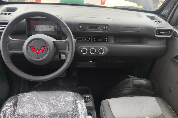 Used Wuling Zhiguang New Energy 2025 Comfort Model