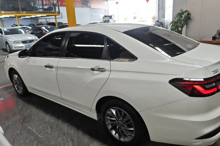 Used Venucia D60 2023 PLUS 1.6L XL CVT Yue Ling Edition