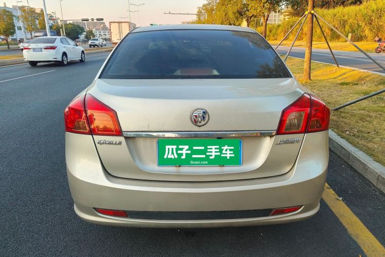 Used Buick Excelle 2015 1.5L Automatic Classic Model
