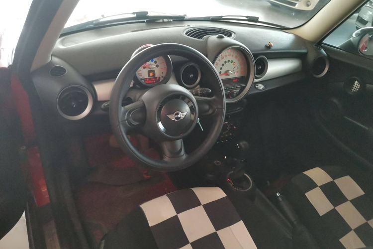 Used  Clubman 2011 1.6L ONE
