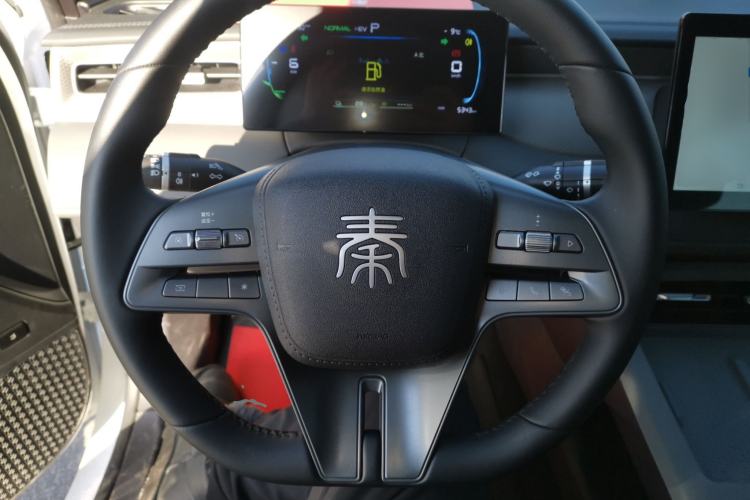 Used BYD Qin PLUS 2025 DM-i Smart Drive 55KM Leading Model
