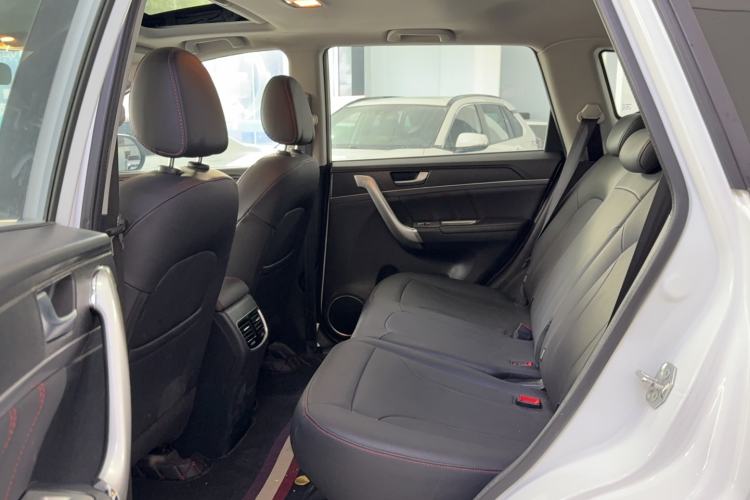 Used Haval M6 2019 1.5T DCT Two-Wheel Drive Elite Version China VI Standard
