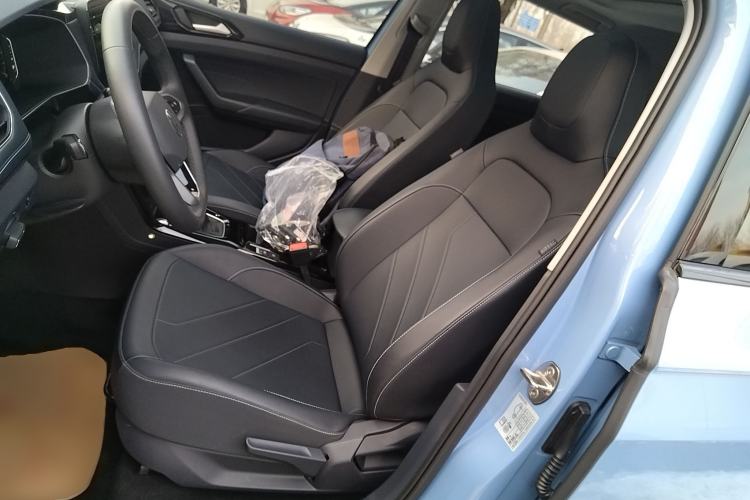 Used Volkswagen Tharu 2025 NewRui 300TSI Prestige Edition