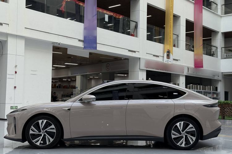 Used Nio ET5 2022 75 kWh
