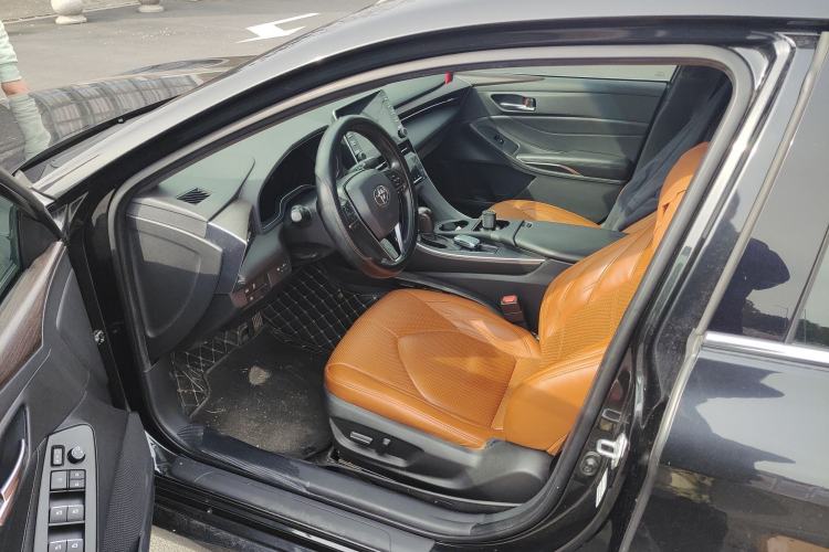 Used Toyota Avalon 2019 2.0L Ambition Edition China VI