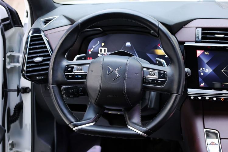 Used  7 2018 45THP Opera Edition
