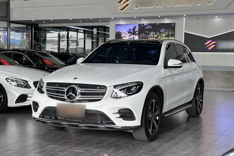 Used Mercedes-Benz GLC 2018 Facelift GLC 260 4MATIC Luxury Edition
