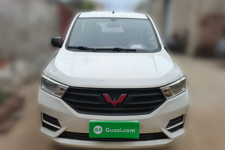 Used Wuling Hongguang 2019 1.5L S Basic Version China VI Standard LAR
