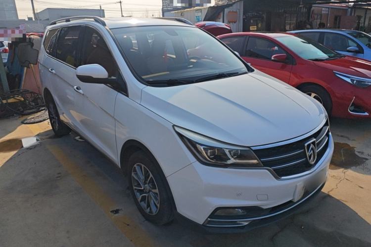 Used Baojun 730 2017 1.8L iAMT Prestige Version 7 Seats
