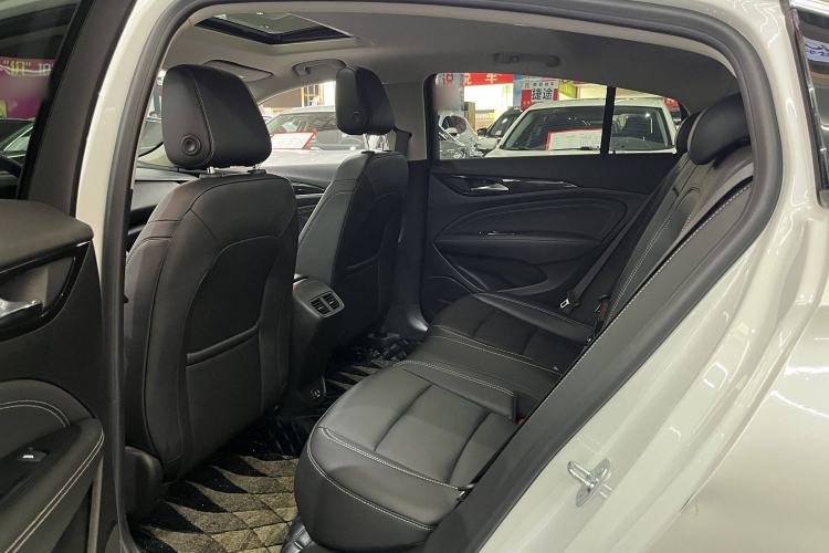 Used Buick Regal 2024 25T Deluxe Edition
