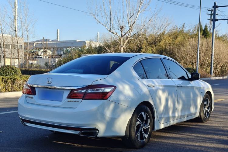 Used Honda Accord 2016 2.0L Comfort Edition
