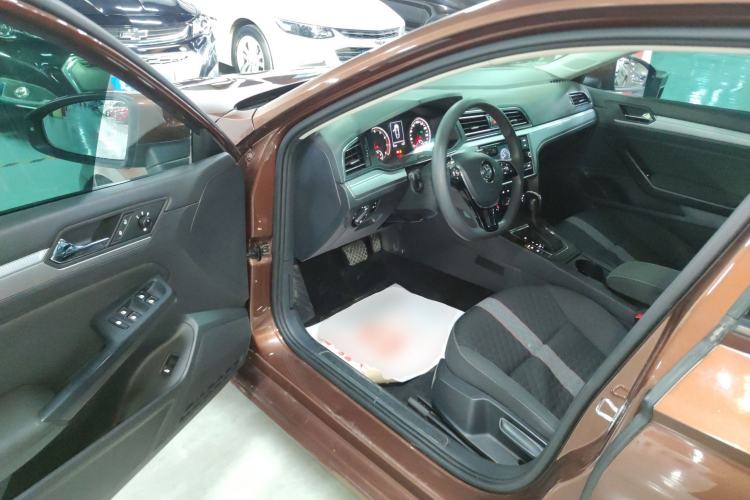 Used Volkswagen Lamando 2019 230TSI DSG Fashion Edition China V Standard
