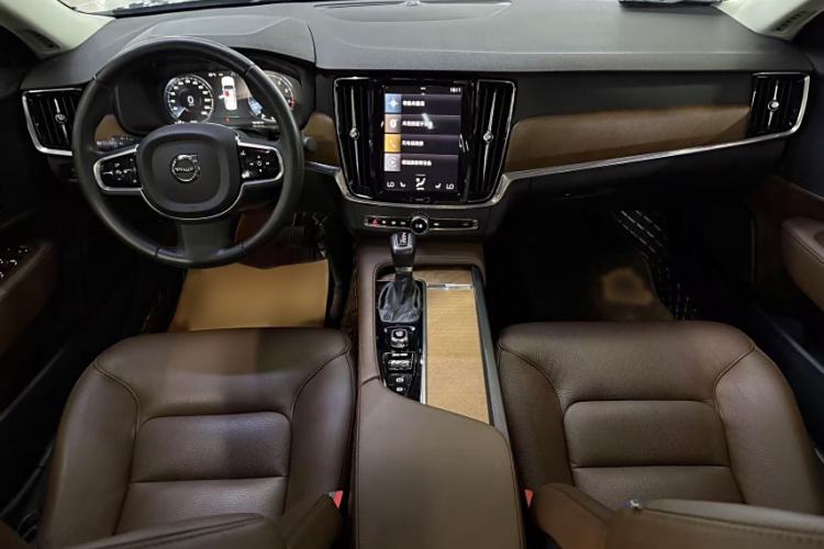 Used Volvo S90 2020 T5 Zhiyi Luxury Edition
