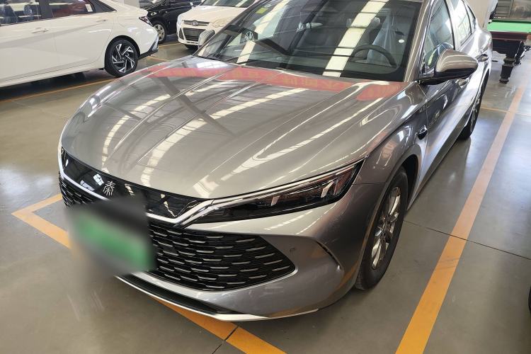 Used BYD Qin L 2025 DM-i Smart Drive 80KM Leading Model
