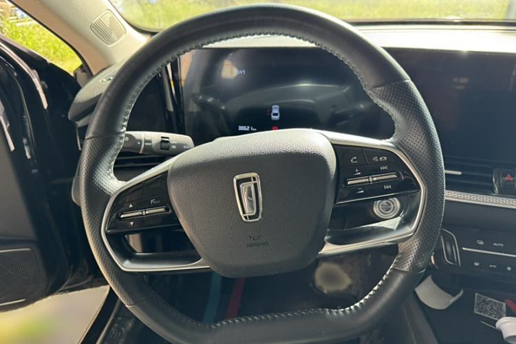 Used Bestune B70 2022 Third Generation 1.5T Automatic Enjoyment Version
