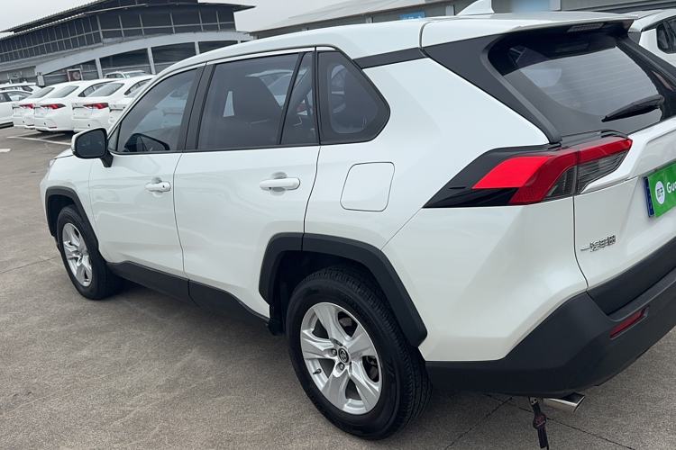 Used Toyota RAV4 2022 2.0L CVT Two-Wheel Drive Urban Edition

