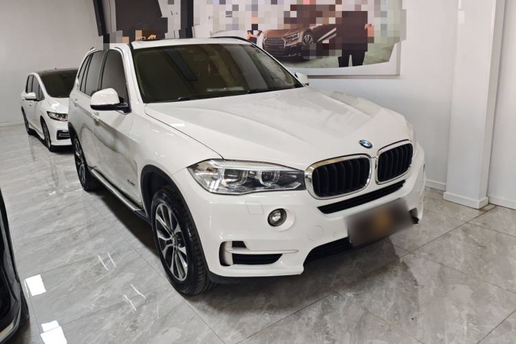Used BMW X5 2015 xDrive28i
