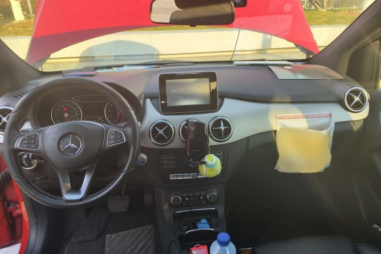 Used Mercedes-Benz B-Class 2015 B 200 Fashion Model