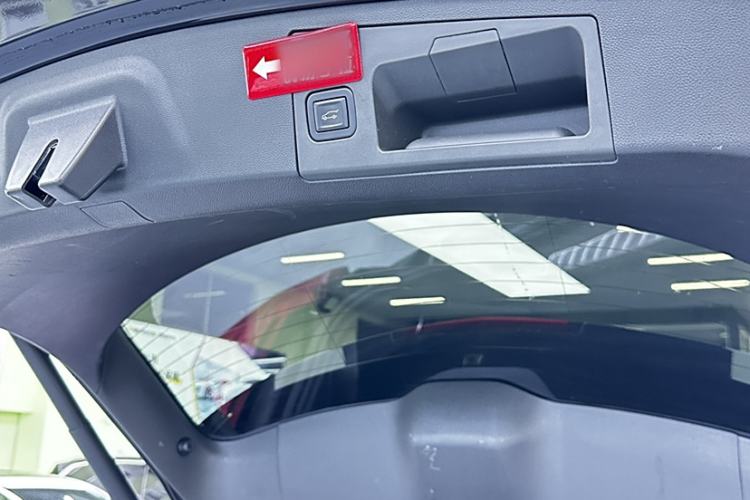 Used Cadillac XT4 2018 28T Two-Wheel Drive Leading Version
