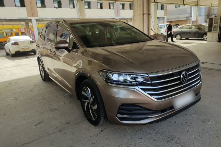 Used Volkswagen Viloran 2020 330TSI Luxury Edition
