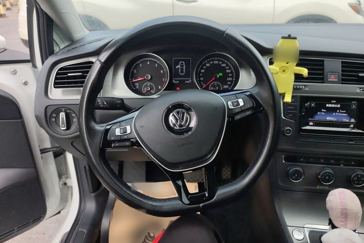 Used Volkswagen Golf 2016 230TSI Automatic Luxury Version