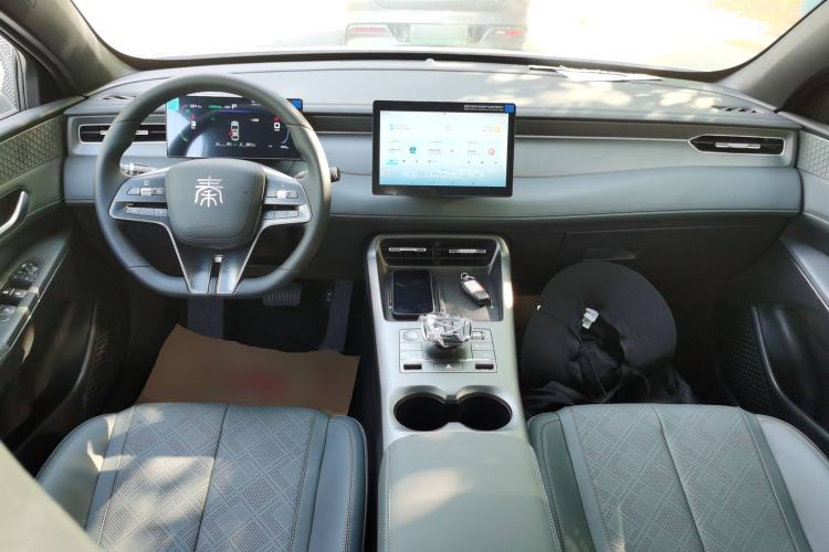 Used BYD Qin PLUS 2025 DM-i Smart Drive 55KM Leading Model
