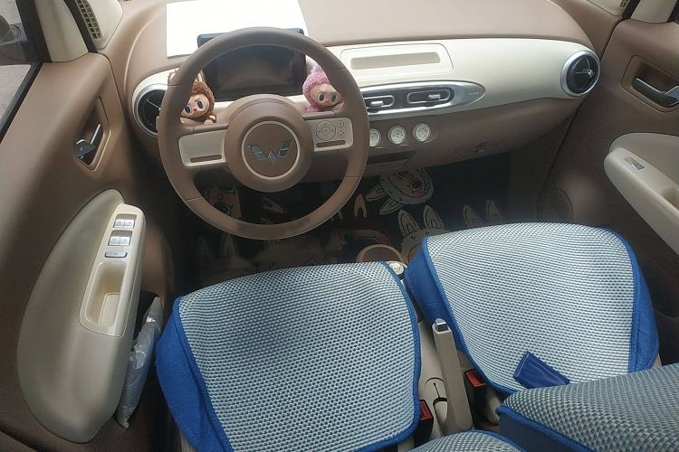 Used Wuling Hongguang MINIEV 2025 Four-Door Version Advanced Edition
