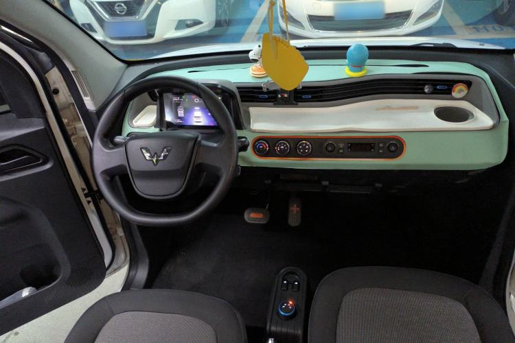 Used Wuling Hongguang MINIEV 2021 Macaron Premium Model – Lithium-NMC