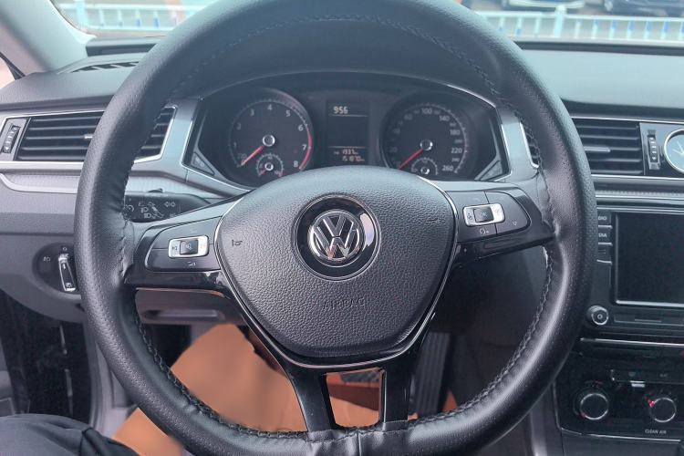 Used Volkswagen Passat 2017 1.8TSI DSG Government Procurement Version (CEA Engine)
