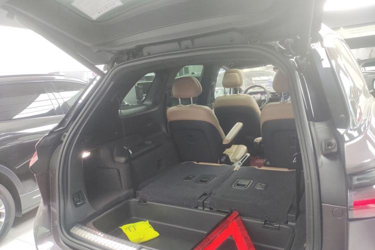 Used Nio ES8 2020 415 km Signature Edition 6-Seater Version
