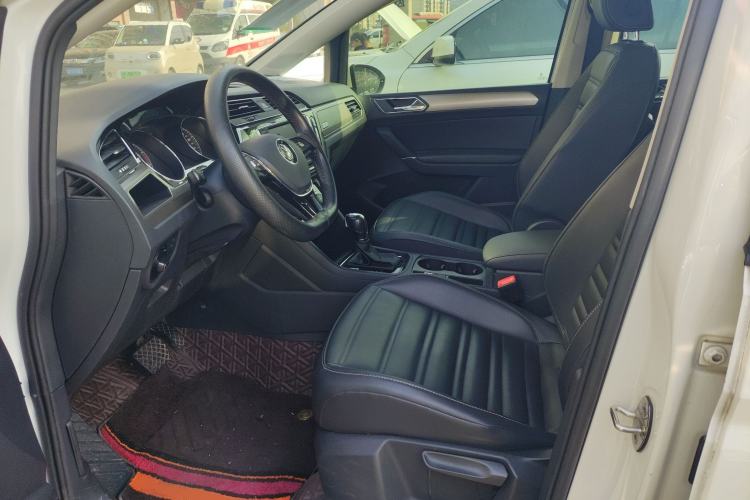 Used Volkswagen Touran 2018 Volkswagen Touran L 280TSI DSG Comfort Edition 7 Seats China VI Standard